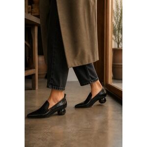 Jeffrey Campbell VIONA Croc Embossed Loafers 8.5 WD Patent Pointed Toe Ball Heel